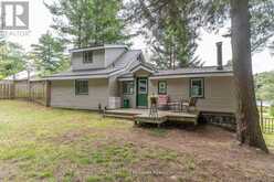 91 BEACH ROAD | Huntsville Ontario | Slide Image Five