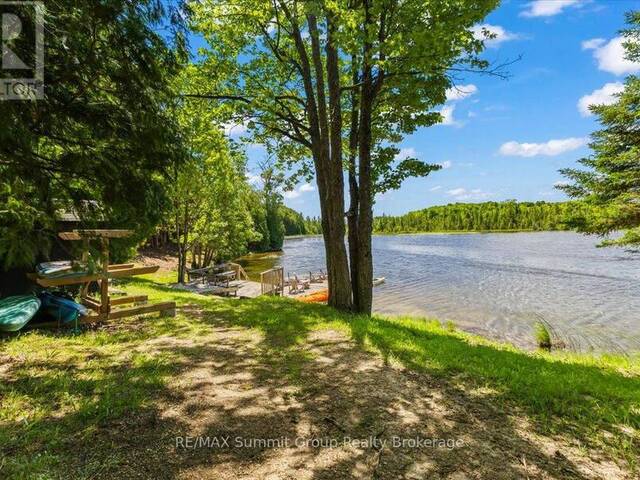 325719 DURHAM ROAD B Priceville Ontario, N0C 1K0 - 4 Bedrooms Waterfront Home For sale