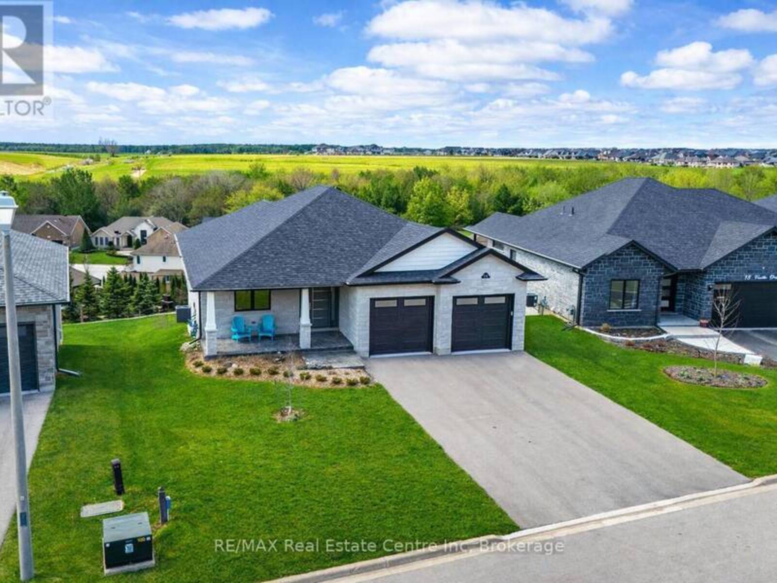 14 FAITH DRIVE, Mapleton, Ontario N0G 1P0