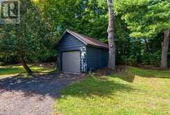 10 PARK DRIVE | McKellar Ontario | Slide Image Forty-two