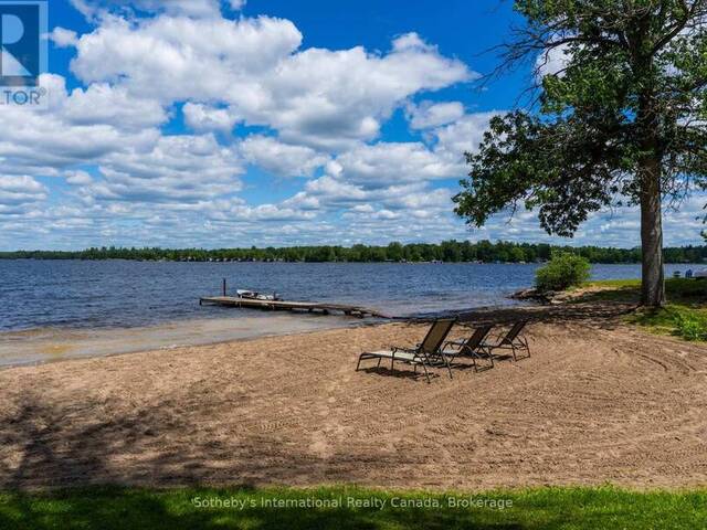 1581 PORT STANTON PARKWAY Severn Ontario, P0E 1N0 - 5 Bedrooms Waterfront Home For sale