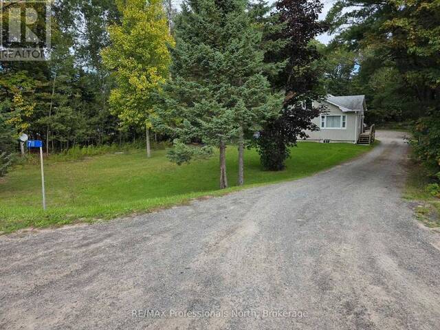 711 MUSKOKA 3 ROAD N Huntsville Ontario, P1H 1E1 - 5 Bedrooms Home For Sale
