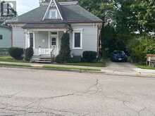 32 RATTENBURY STREET W | Clinton Ontario | Slide Image Three