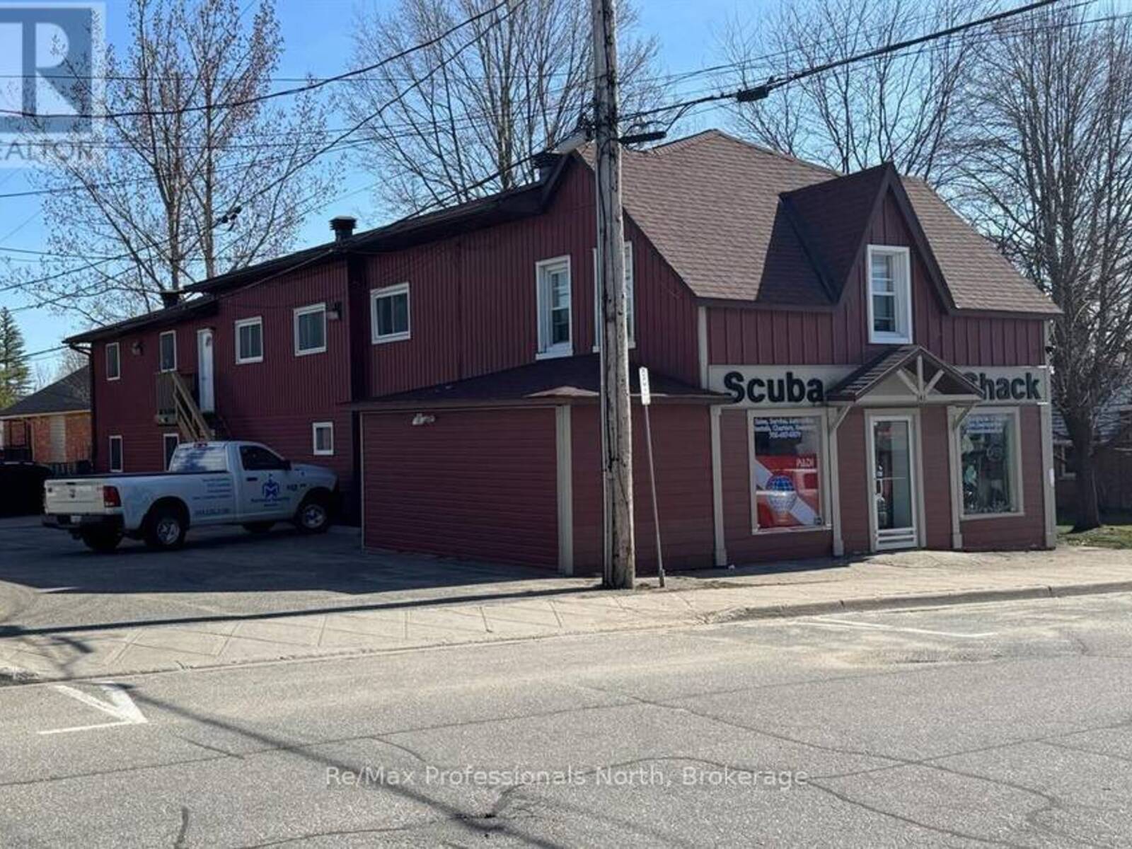 141 HOTCHKISS STREET, Gravenhurst, Ontario P1P 1H6