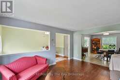 34 CARIBOU TRAIL | Wasaga Beach Ontario | Slide Image Eight