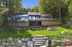 1310 BRYDONS BAY Road | Gravenhurst Ontario | Slide Image Two