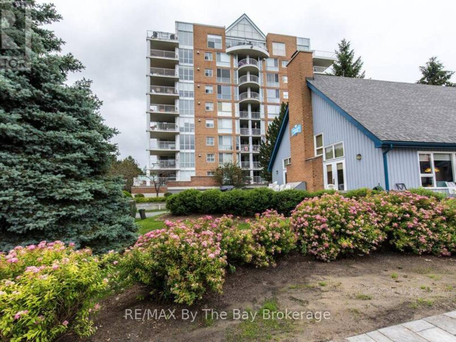 502 - 24 RAMBLINGS WAY, Collingwood, Ontario L9Y 5C6