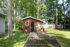 240 JONES ROAD | Gravenhurst Ontario | Slide Image Thirty-four