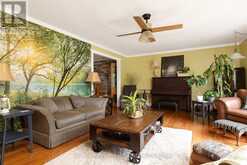 37 WOODLAND DRIVE | Bracebridge Ontario | Slide Image Fourteen