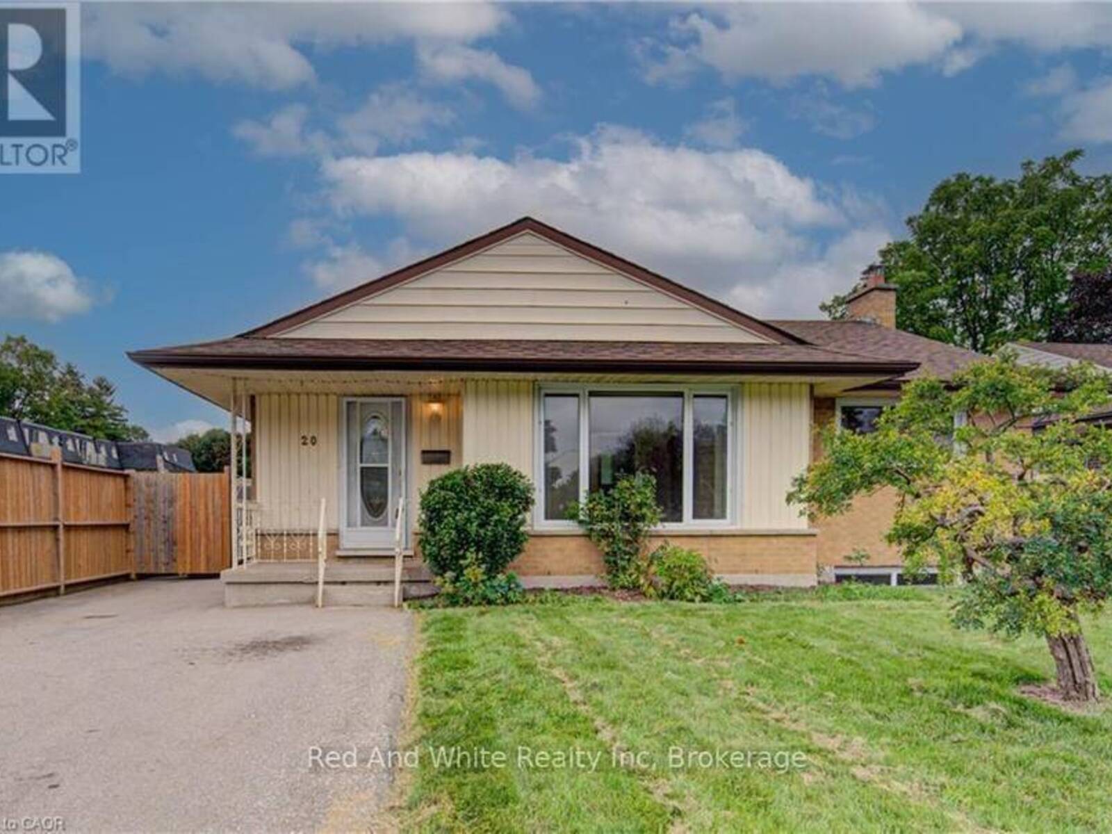 20 GAIL STREET, Cambridge, Ontario N1R 4M2