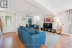 1 CHESTERTON LANE | Guelph Ontario | Slide Image Eight