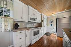 2 ROBINS NEST LANE | McKellar Ontario | Slide Image Eleven