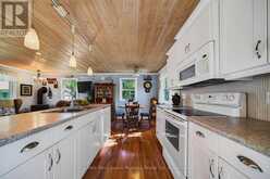 2 ROBINS NEST LANE | McKellar Ontario | Slide Image Twelve