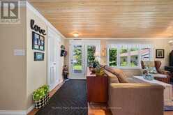 2 ROBINS NEST LANE | McKellar Ontario | Slide Image Seventeen