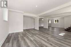 14-16 KNOWLES CRESCENT | Rosseau Ontario | Slide Image Thirty-four