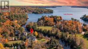 14-16 KNOWLES CRESCENT | Rosseau Ontario | Slide Image Three