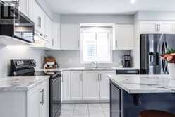 40 ROBERTSON DR DRIVE | Stratford Ontario | Slide Image Ten