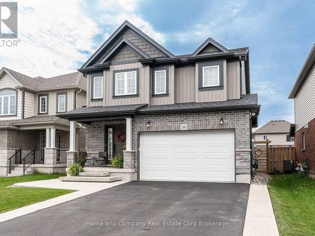 40 ROBERTSON DR DRIVE Stratford Ontario, N5A 0J5 - 4 Bedrooms Home For Sale