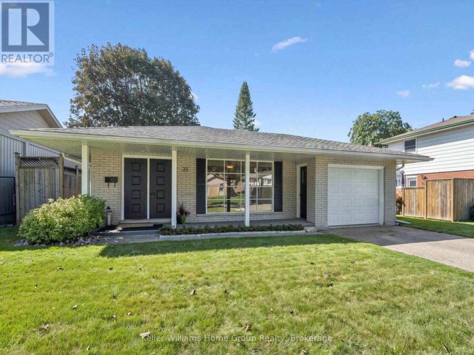 35 CROSBY DRIVE, Kitchener, Ontario N2B 2K9
