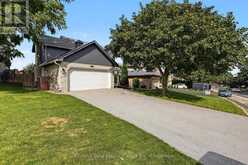 71 LINDA DRIVE | Cambridge Ontario | Slide Image Three