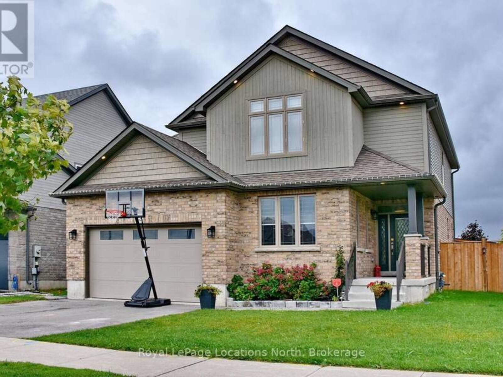 22 PORTLAND STREET, Collingwood, Ontario L9Y 0W9