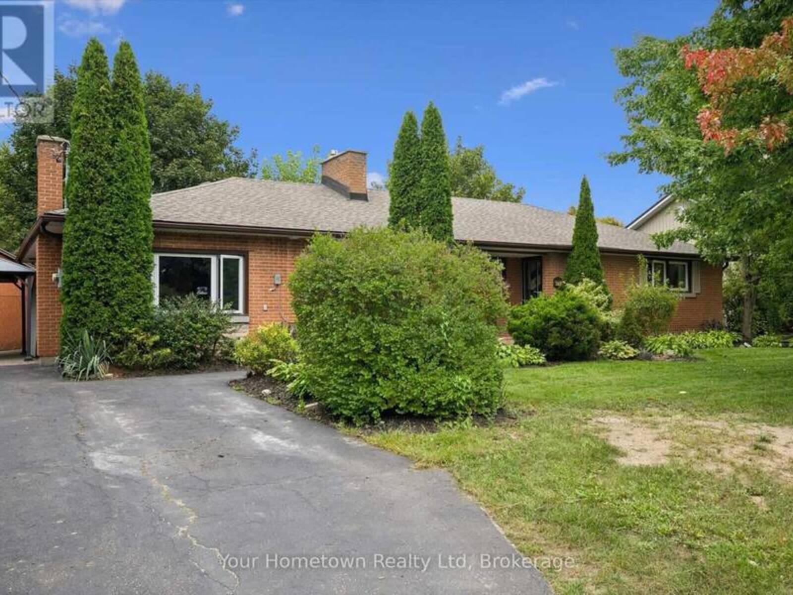471 GARAFRAXA STREET E, Fergus, Ontario N1M 1E6