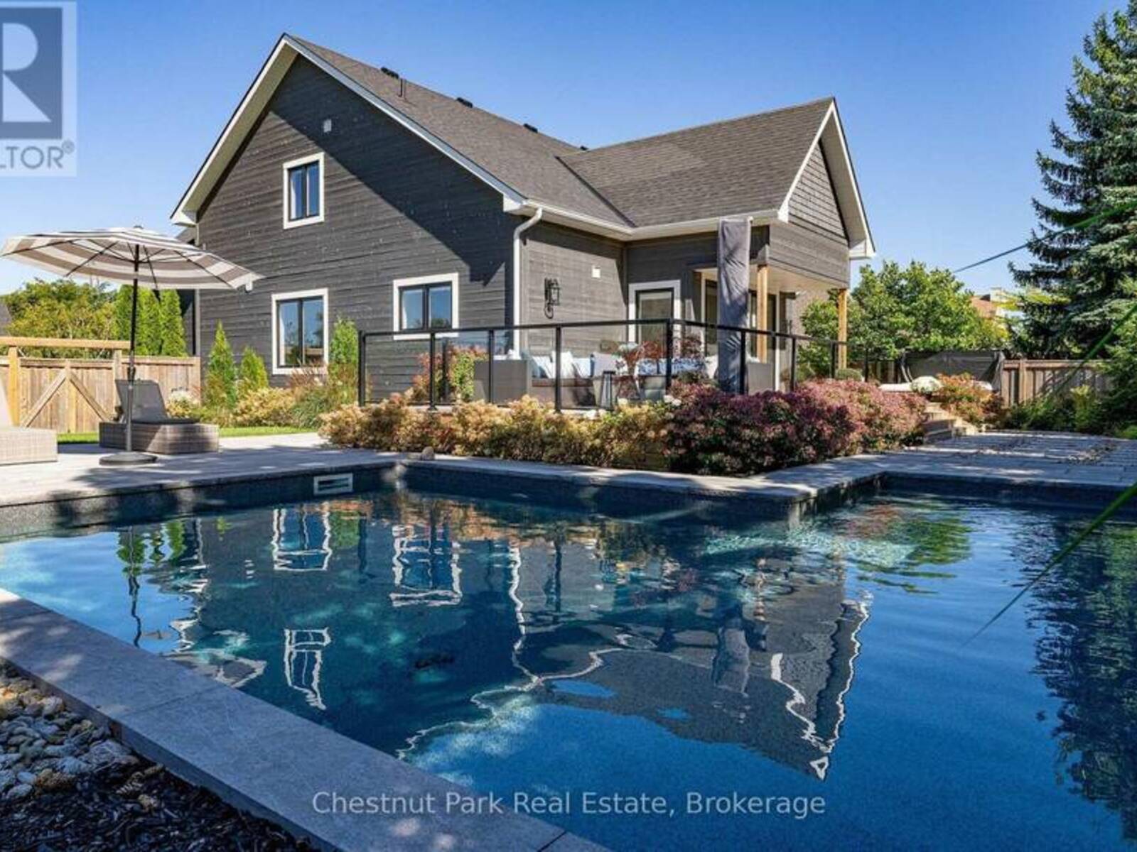 154 BROOKER BOULEVARD, The Blue Mountains, Ontario L9Y 0M2