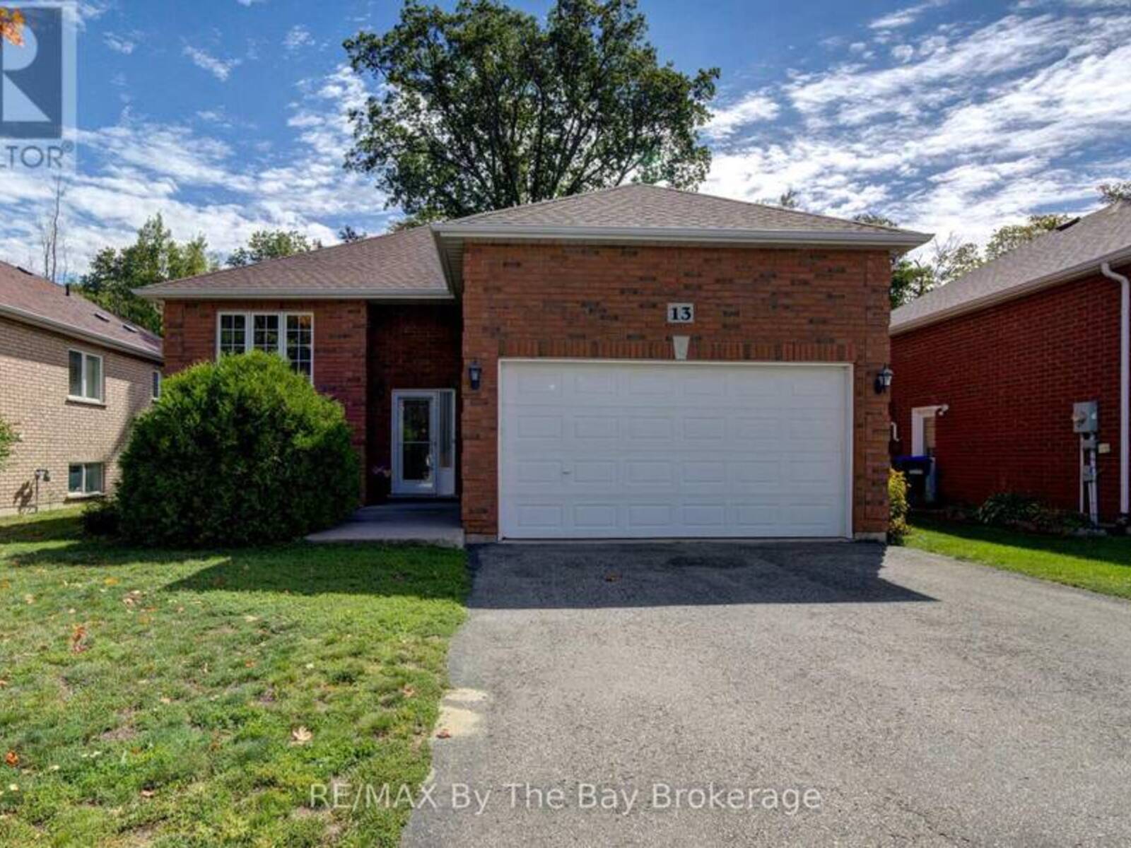 13 TONA TRAIL, Wasaga Beach, Ontario L9Z 0A5