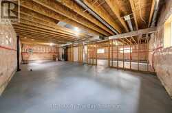 13 TONA TRAIL | Wasaga Beach Ontario | Slide Image Thirty