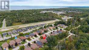 13 TONA TRAIL | Wasaga Beach Ontario | Slide Image Thirty-five