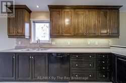 13 TONA TRAIL | Wasaga Beach Ontario | Slide Image Nine