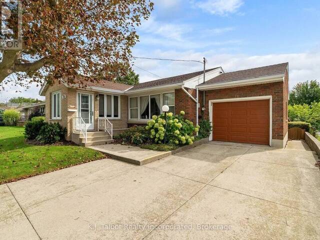 78 BLAKE STREET E Goderich Ontario, N7A 1C8 - Property For Sale