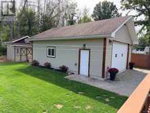 9 GEORGE STREET | Coldwater Ontario | Slide Image Four