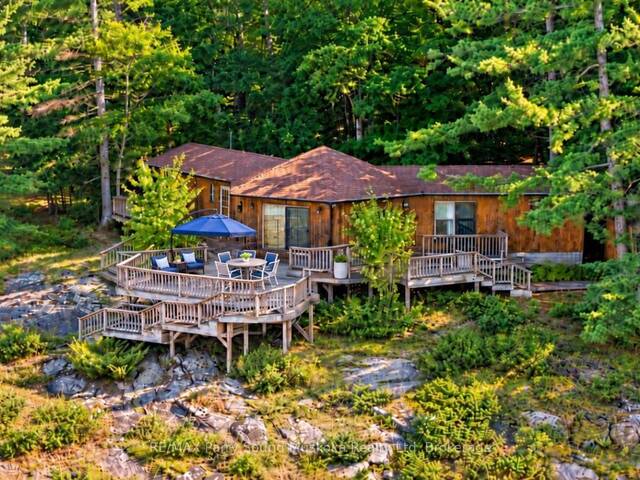 159 PARADISE LANE Carling Ontario, P0G 1G0 - 2 Bedrooms Waterfront Home For sale