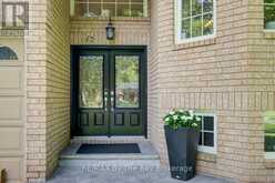 17 DOWNER CRESCENT | Wasaga Beach Ontario | Slide Image Two