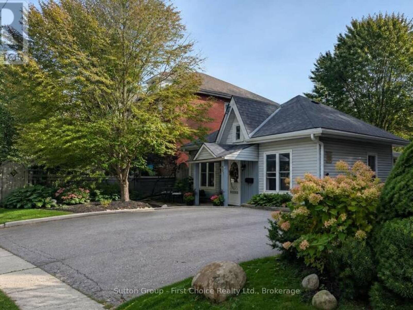 157 FRONT STREET S, Stratford, Ontario N5A 4H5