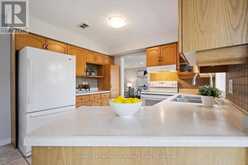 235 DEERPATH DRIVE | Guelph Ontario | Slide Image Thirteen