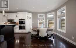 2 FINDLAY PLACE | Stratford Ontario | Slide Image Fifteen