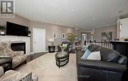 2 FINDLAY PLACE | Stratford Ontario | Slide Image Nineteen
