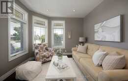 2 FINDLAY PLACE | Stratford Ontario | Slide Image Eight