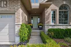 110 MARR DRIVE | Elora Ontario | Slide Image Four