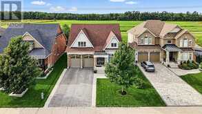 133 TRAIL BOULEVARD | Barrie Ontario | Slide Image Forty-five