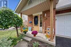 36 PATRICK BOULEVARD | Elora Ontario | Slide Image Four