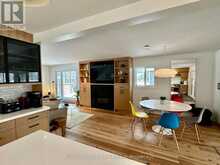 1002 CHIPPAWA AVENUE | Gravenhurst Ontario | Slide Image Nine