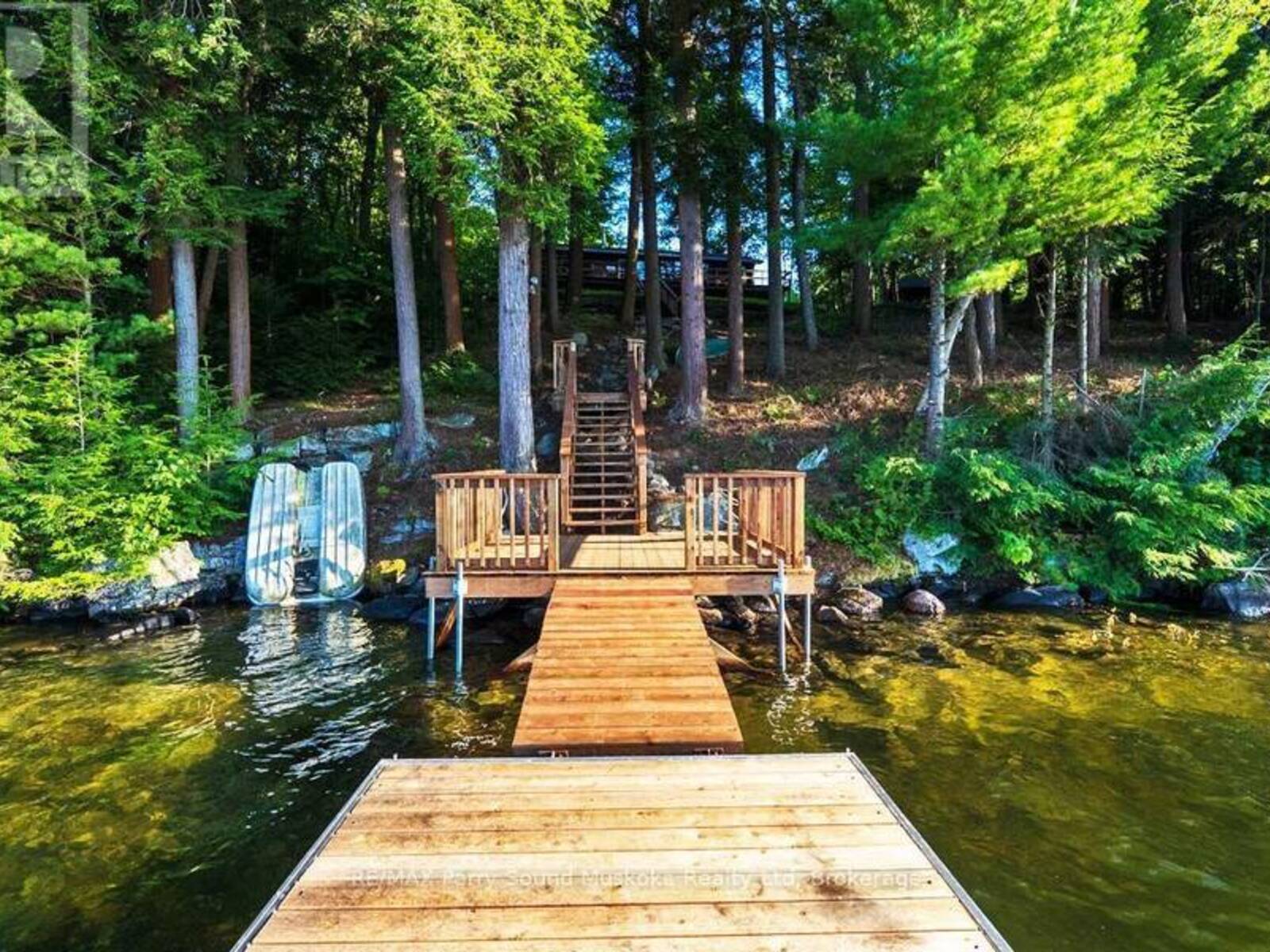 33 HOUSTON LANE, Seguin, Ontario P2A 0B2