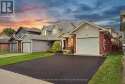 20 TRAILBROOK LANE | Guelph Ontario | Slide Image Two