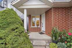 20 TRAILBROOK LANE | Guelph Ontario | Slide Image Three
