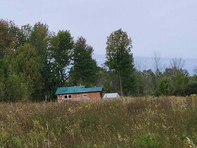 314346 HWY 6 HIGHWAY Durham Ontario, N0G 1R0 - 2 Bedrooms Home For Sale