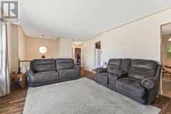 513 6TH STREET | Hanover Ontario | Slide Image Six