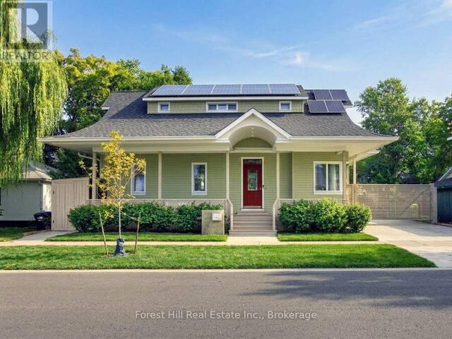275 SAINT PAUL STREET Collingwood Ontario, L9Y 3P6 - 5 Bedrooms Home For Sale
